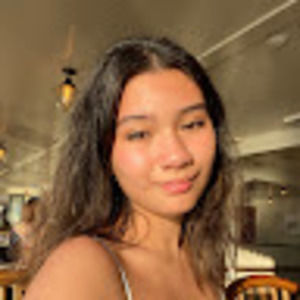 Meet your Posher, Chloe